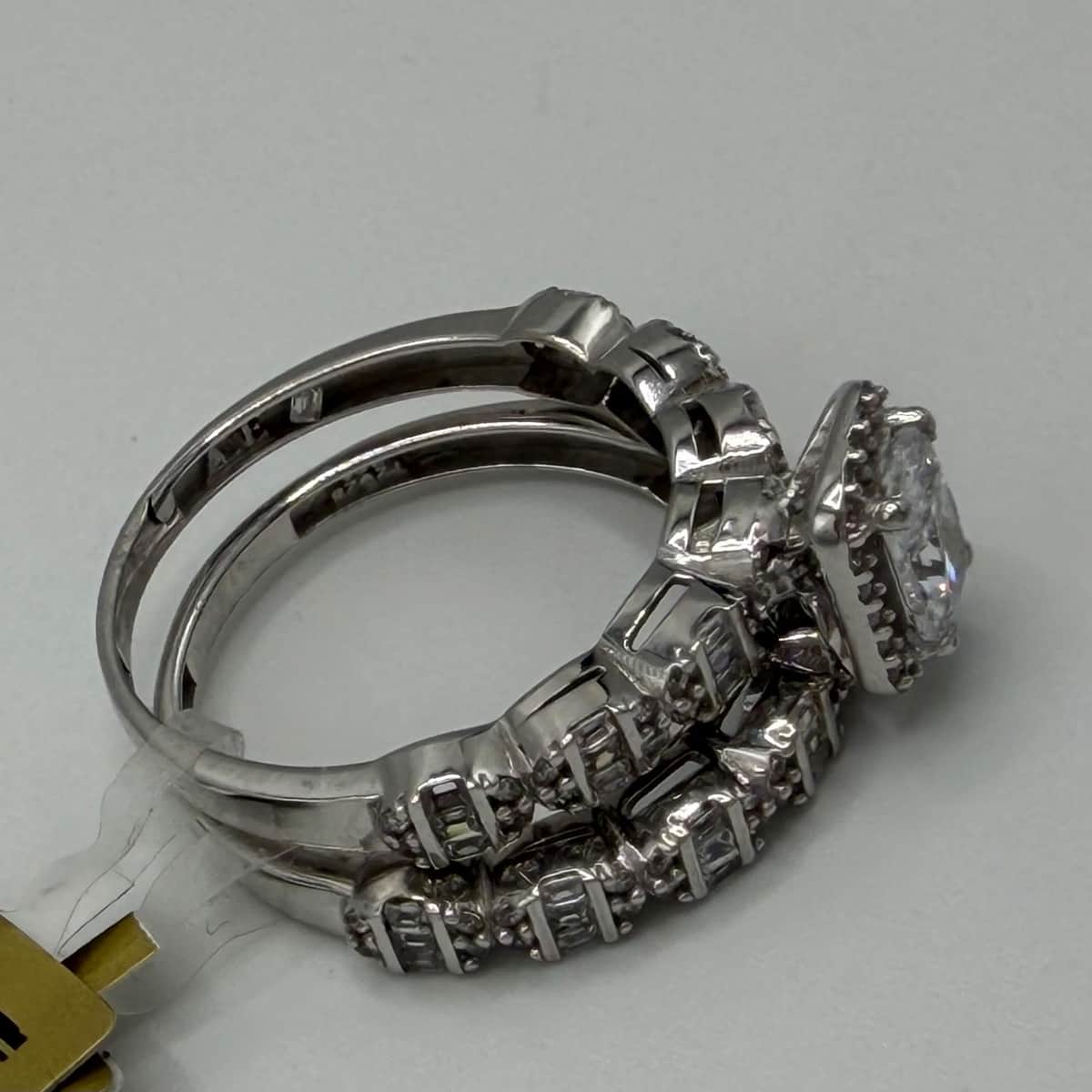 انگشتر طلا 18 عیار سولیتر وزن 4.730 گرم اجرت ساخت 16 درصد کد GD01 000384 - تصویر 2
