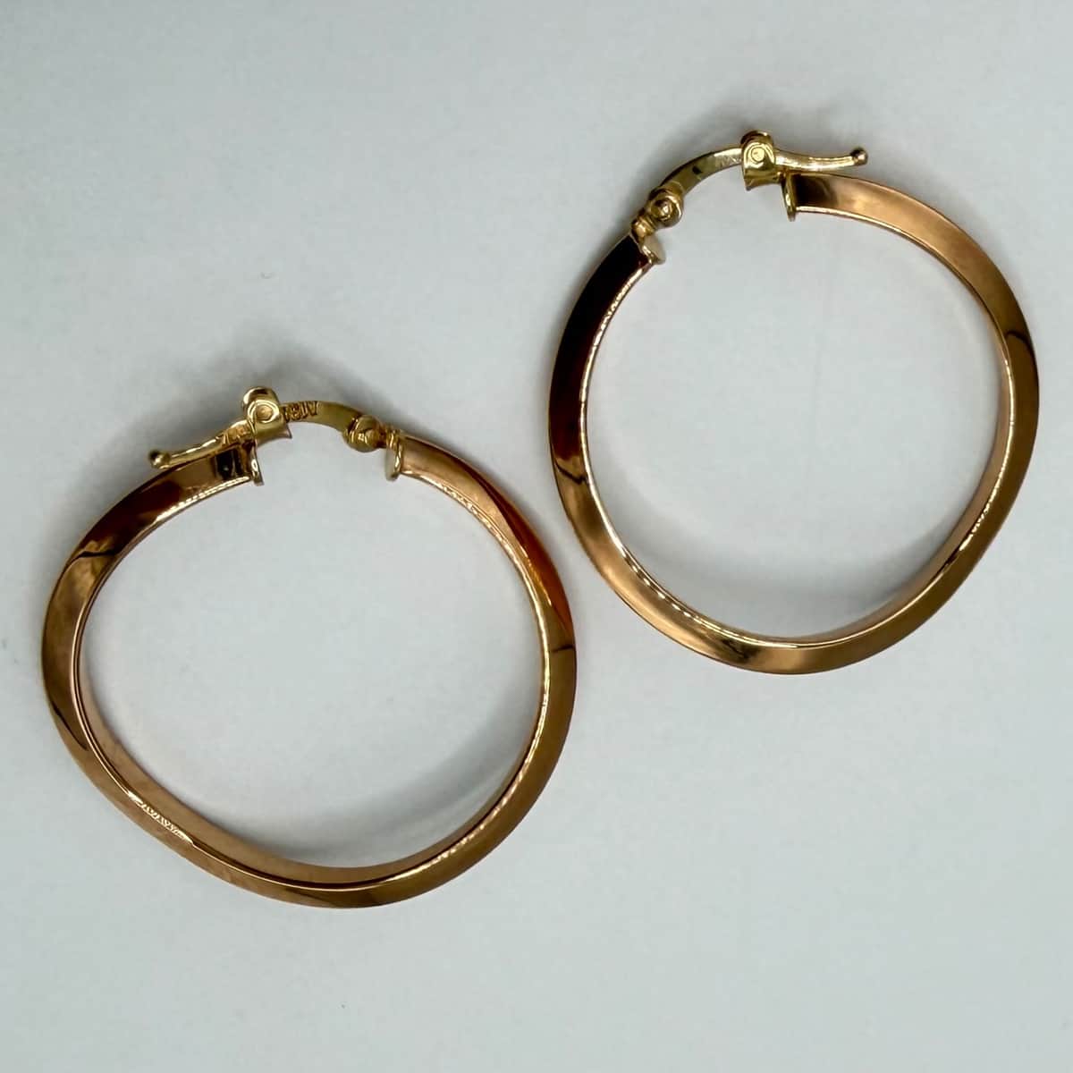 گوشواره طلا 18 عیار حلقه ای رزگلد وزن 2.980 گرم اجرت ساخت 12 درصد کد GD01 000369 - تصویر 2