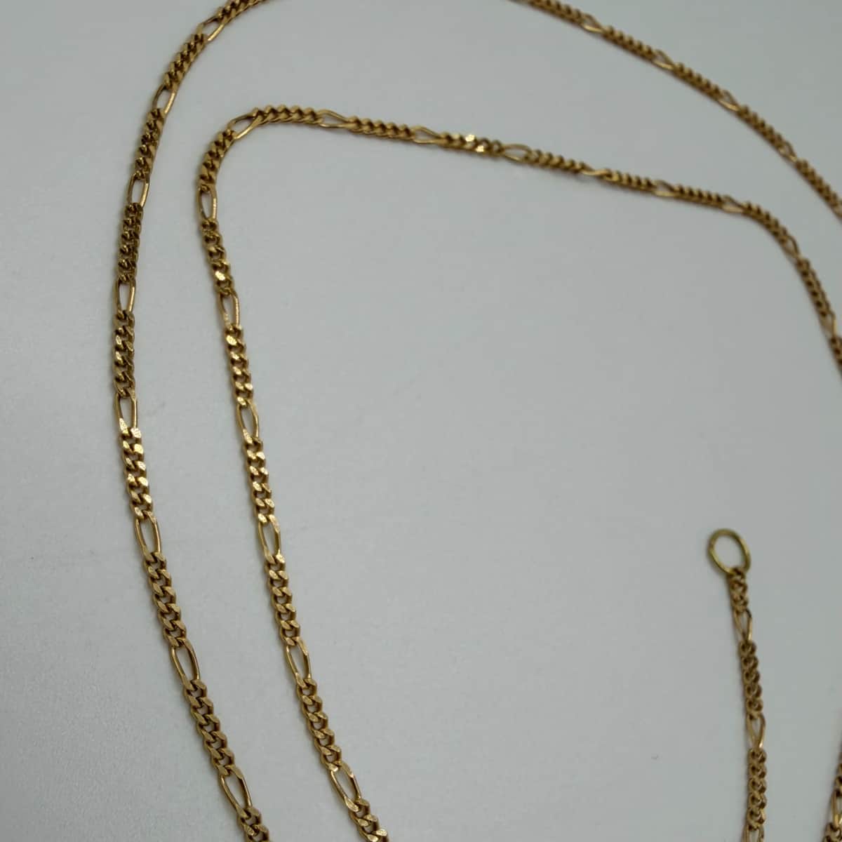 زنجیر طلا 18 عیار فیگارو ۴۴ سانت وزن 2.060 گرم اجرت ساخت 10 درصد کد GD01 000335 - تصویر 2