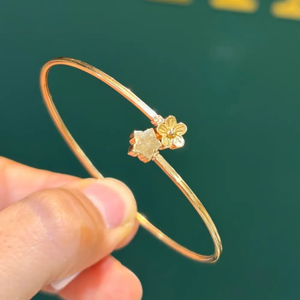 دستبند طلا 18 عیار النگویی گل وزن 3.470 گرم اجرت ساخت ۷.۵ درصد کد GD01 000107 - تصویر 2